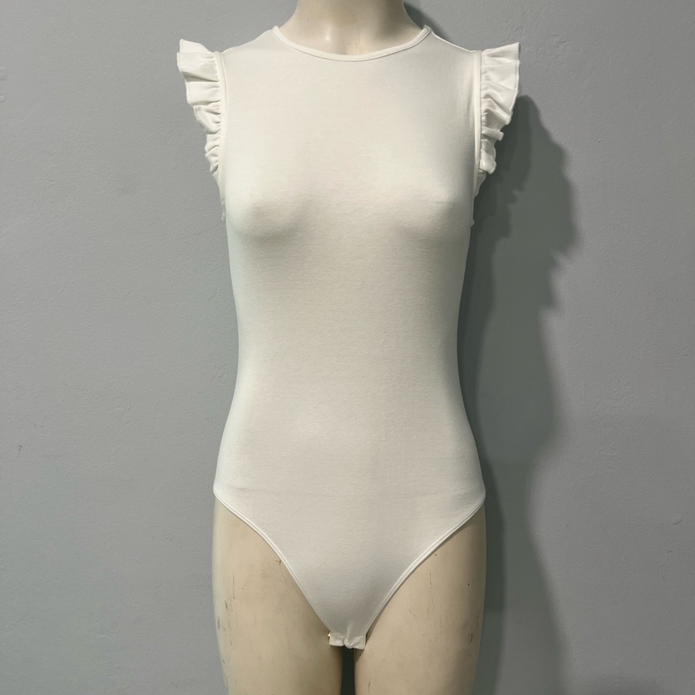 Mangopop Small White Ruffle Sleeve Bodysuit